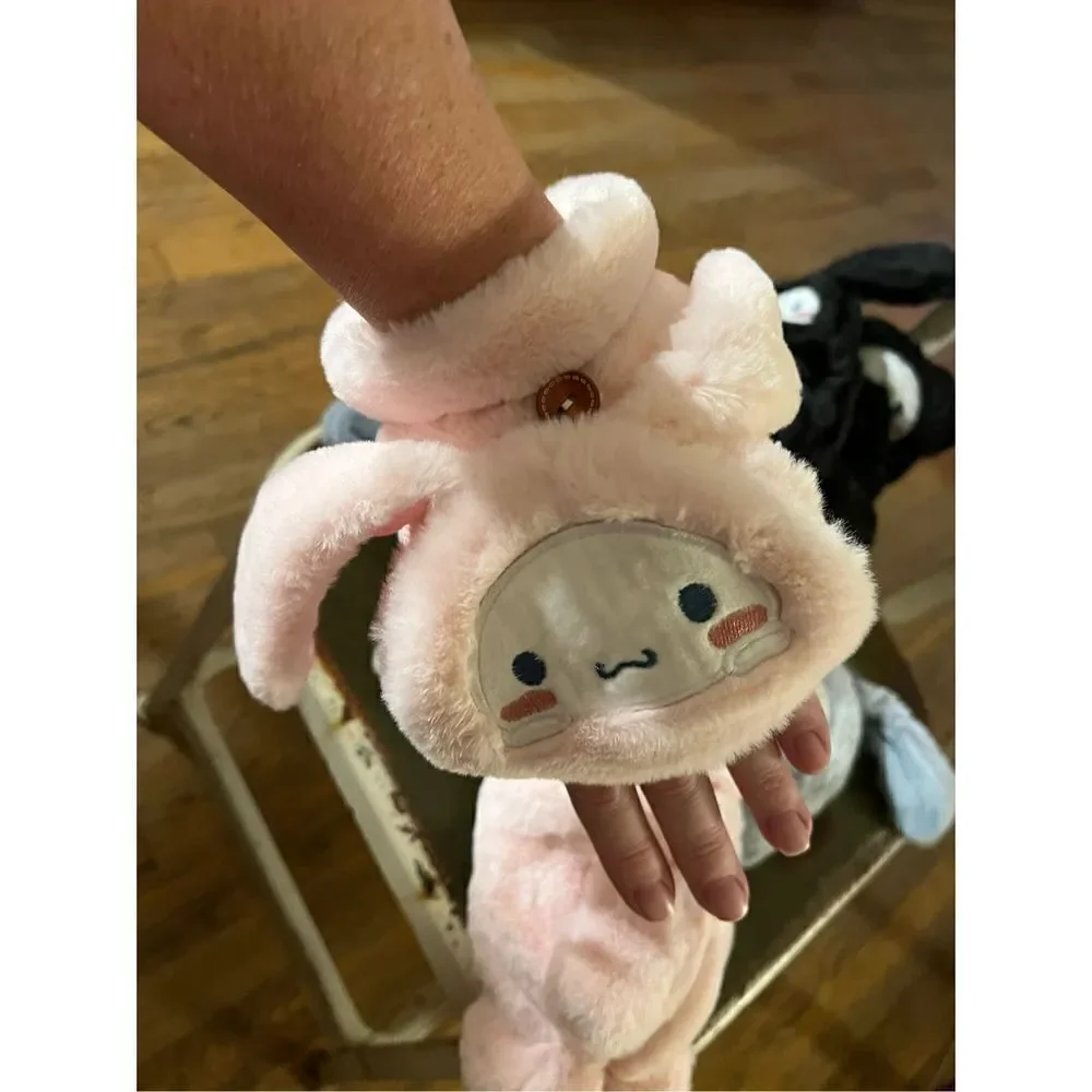 Plush cartoon fingerless mittens